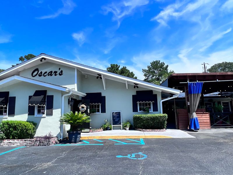 Easy to Find With Ample Parking in Summerville