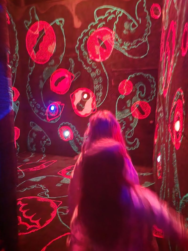 Ticket Pricing and the Freedom to Stay as Long as You Like