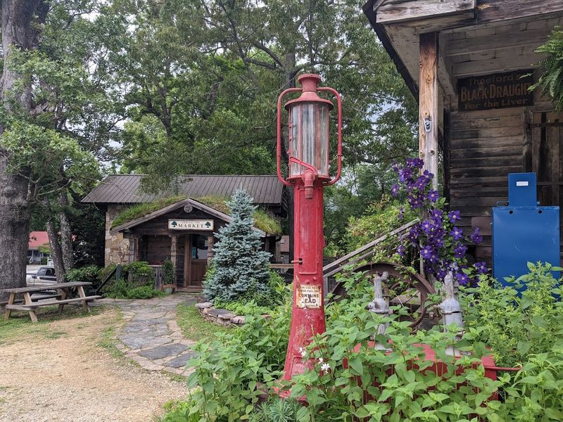 Convenient Hours and an Easy Drive from Helen, Georgia