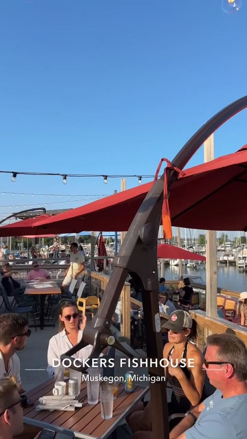 Dockers Fish House - Muskegon, Michigan