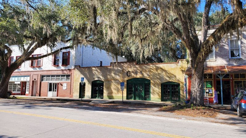 Florida Spots Locals Love That Most Visitors Overlook 5 Micanopy, Florida