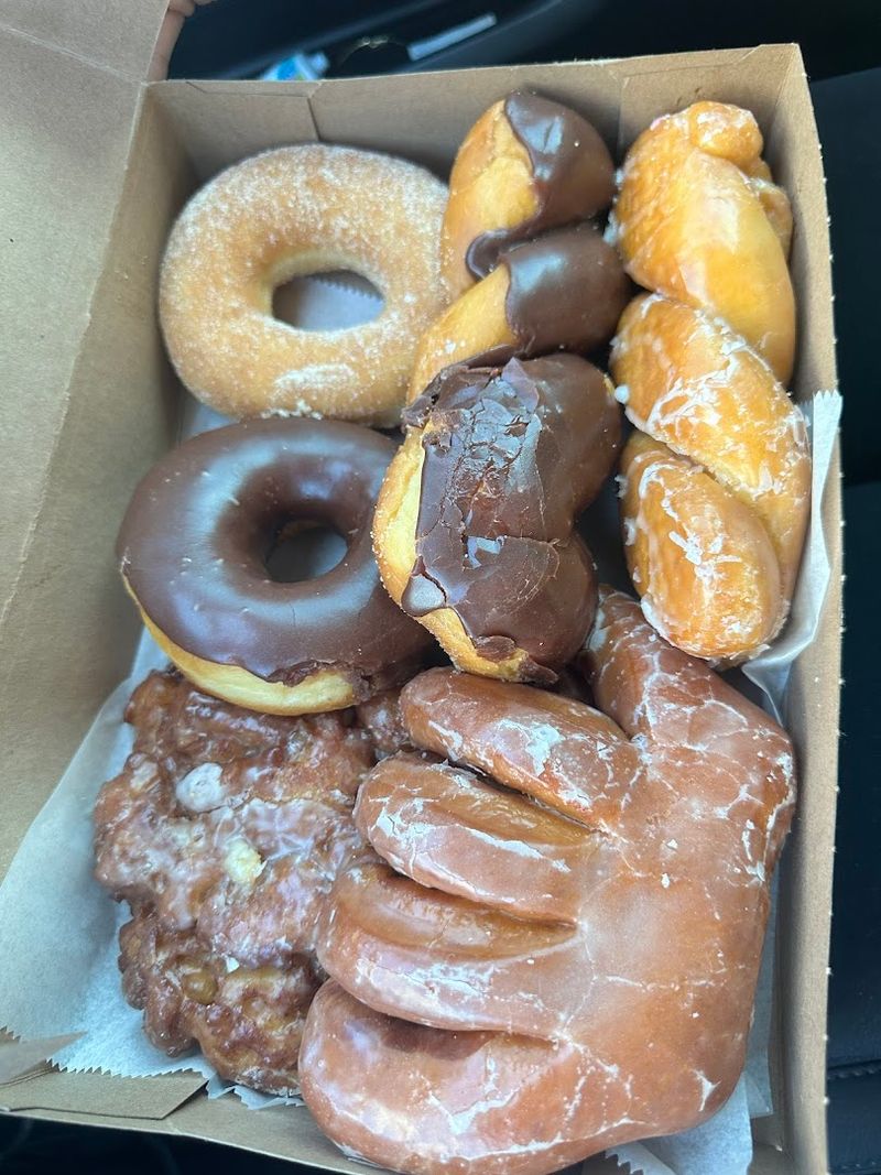 Florida's Best Croissant Is Made At This Iconic Donut Shop 7 Sour Cream Donuts Worth the Early Wake-Up Call