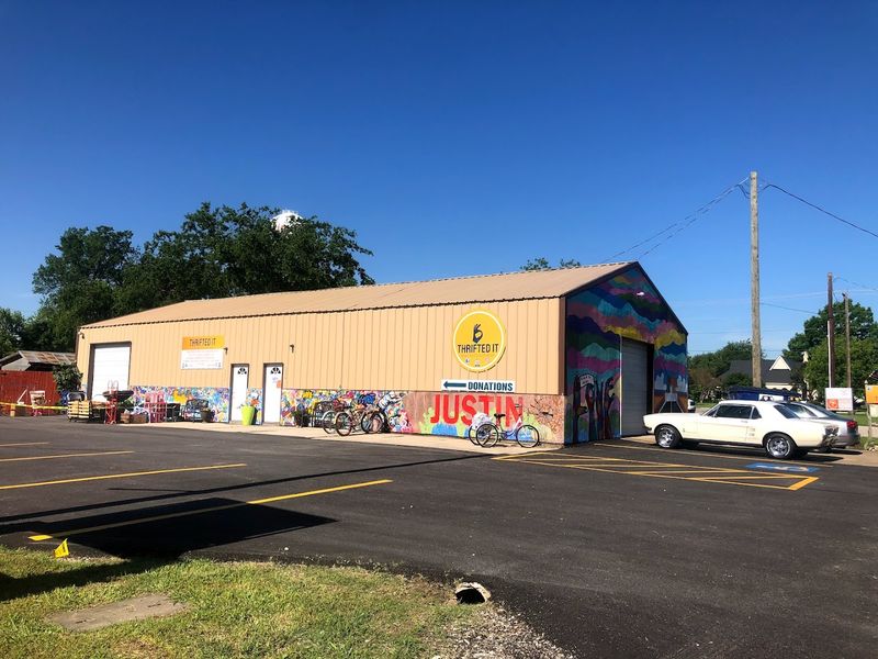 A Community-Centered Mission That Goes Beyond Shopping