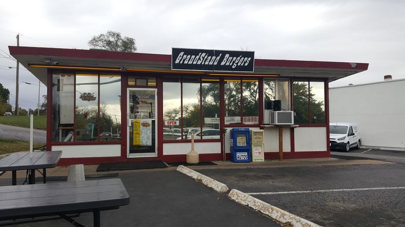 Grandstand Burgers - Overland Park, Kansas