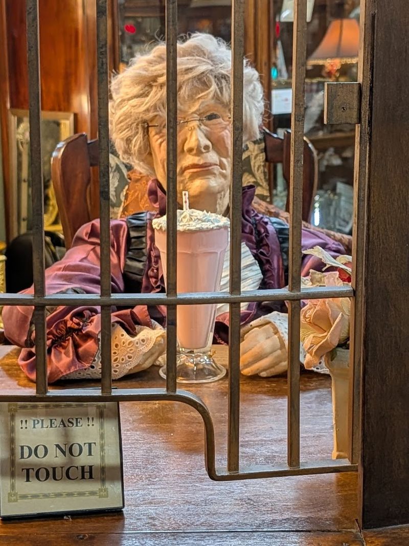 The Tearoom Inside the Mall Is a Hidden Gem