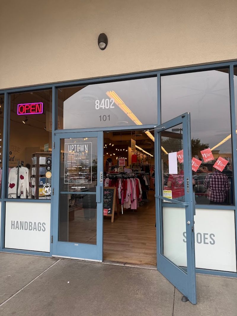 Store Hours That Work Around Your Schedule