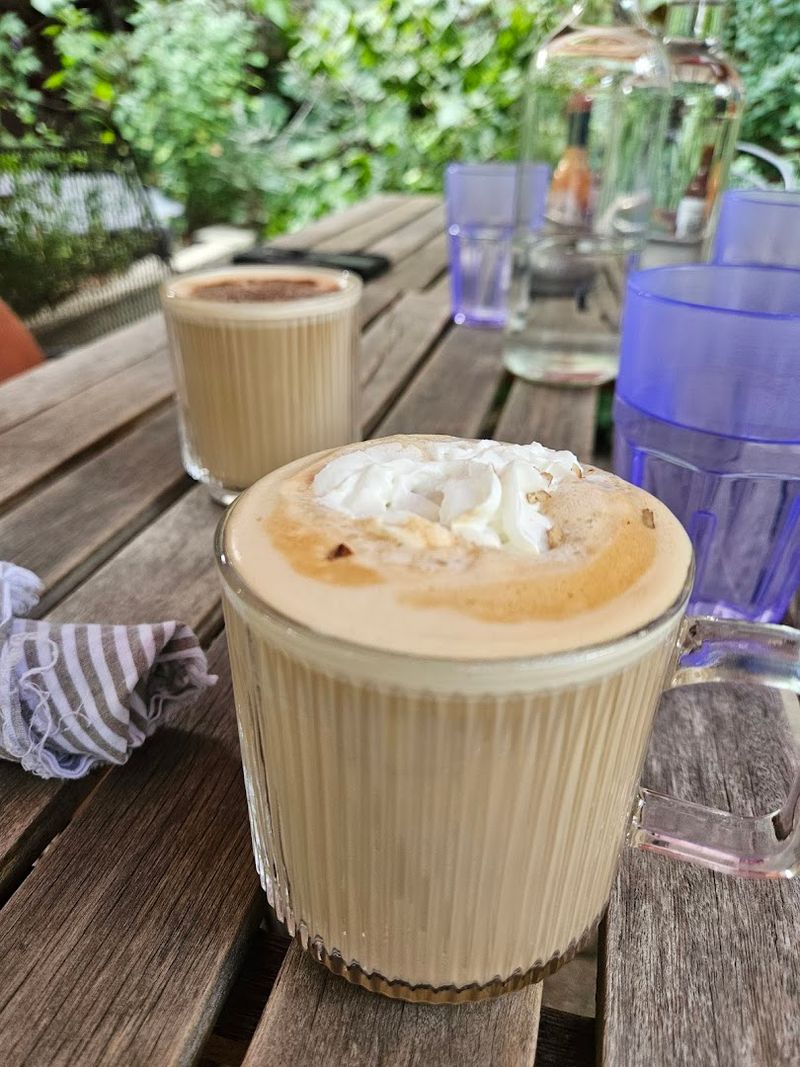 The Maple Latte: A Morning Sip Worth Savoring