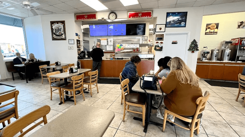 This no-frills Texas spot serves massive cheeseburgers worth traveling for 11 The Charming No-Frills Atmosphere With a Personality All Its Own