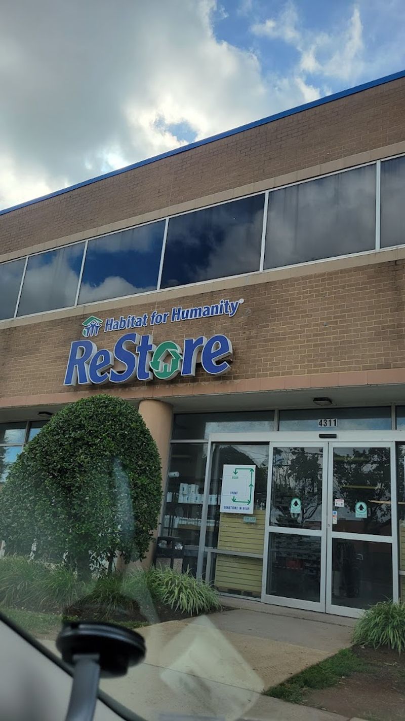 Habitat For Humanity ReStore - Chantilly, Virginia