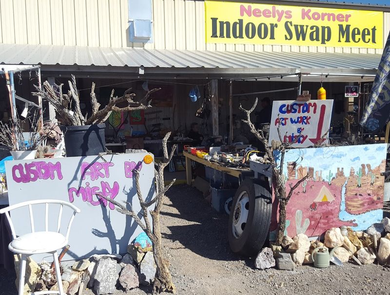 A huge Arizona flea market where locals find incredibly low prices 12 Metal Art and Creative Outdoor Creations