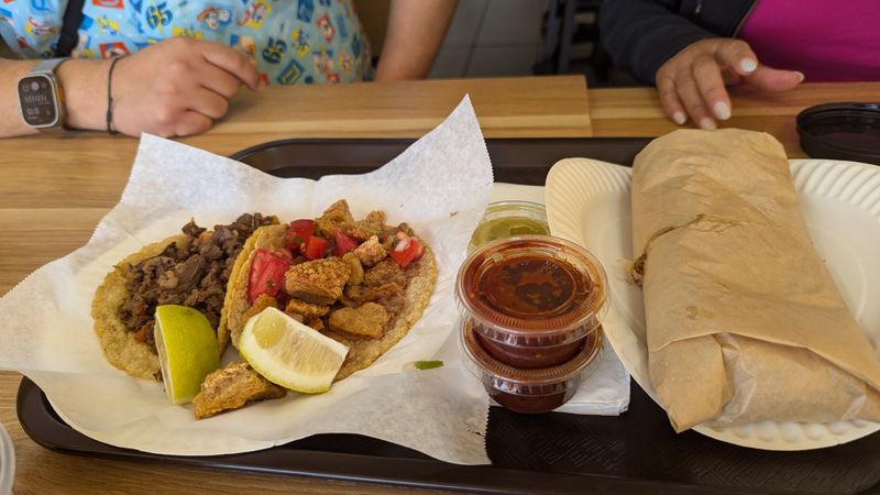 Salsa Roja And Salsa Verde