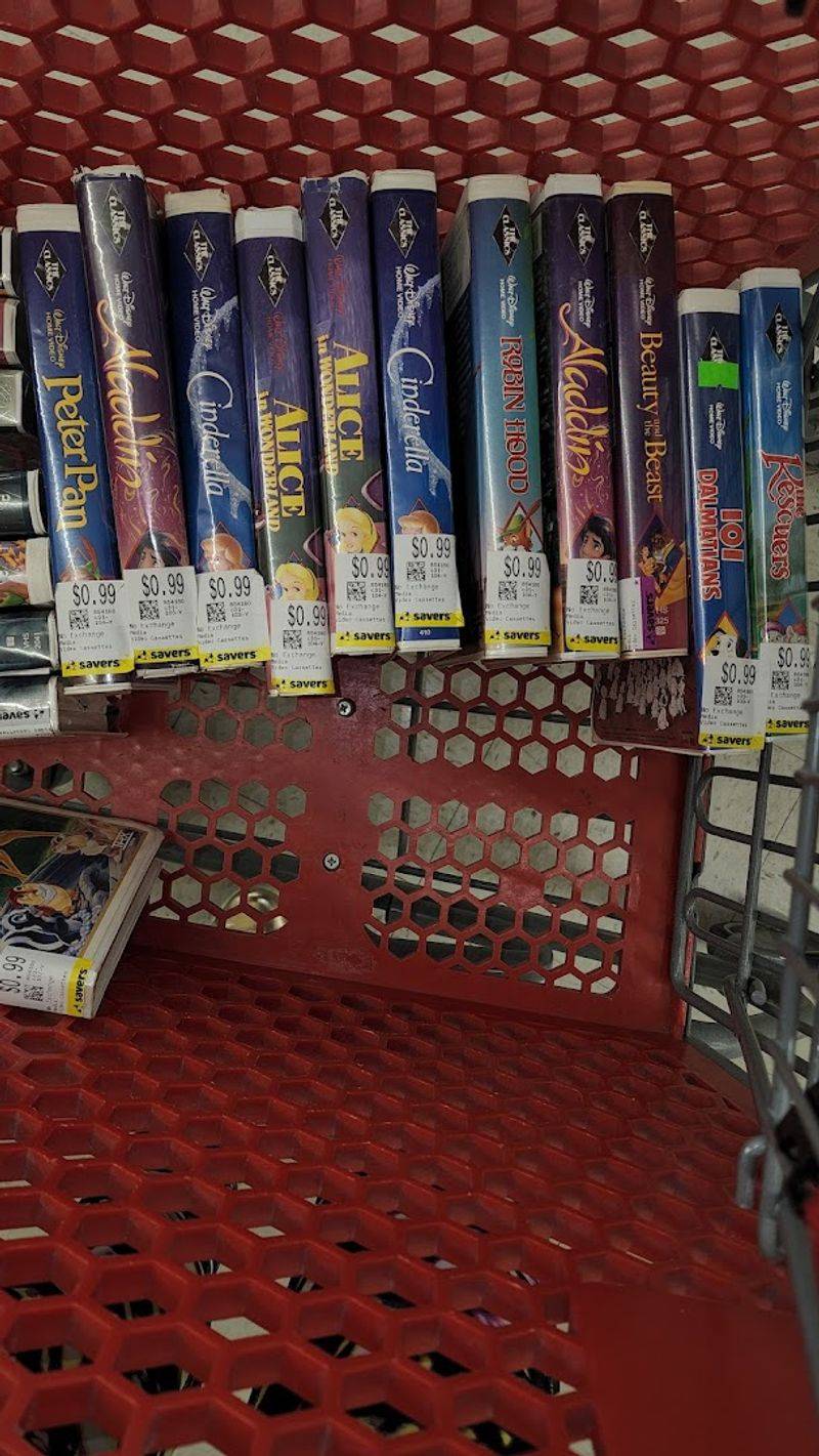 What the Reviews Really Tell Us About Shopping Here