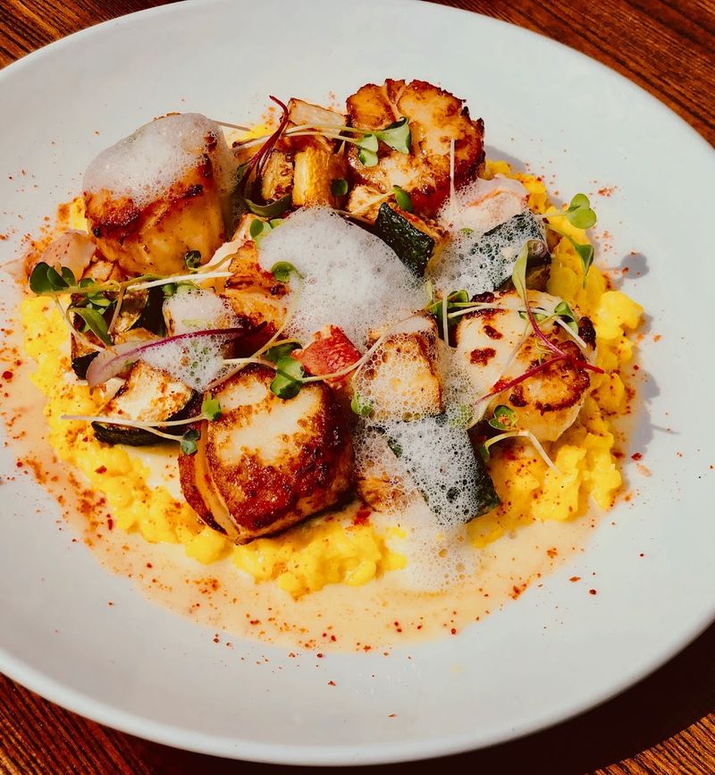 Bang Bang Scallops Worth Writing Home About