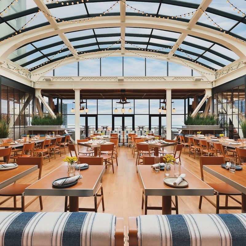 Cindy's Rooftop (enclosed vibe space) - Chicago, Illinois