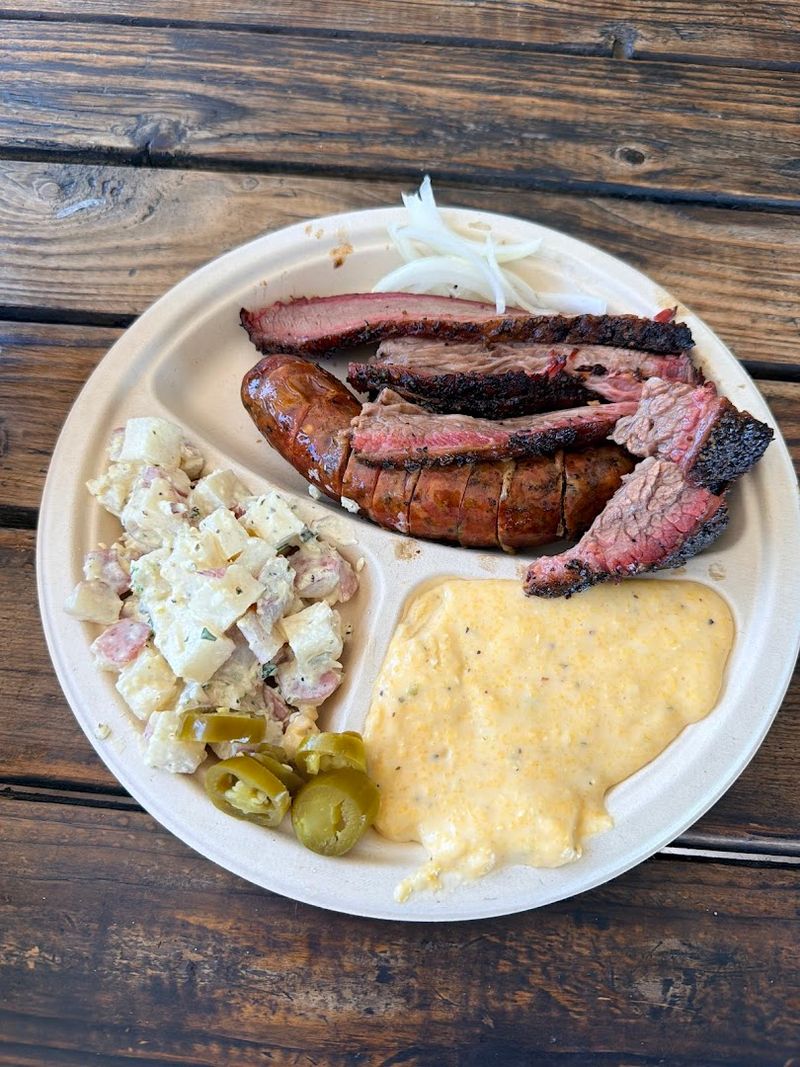 Jalapeño Cheddar Sausage With a Snap You Can Hear