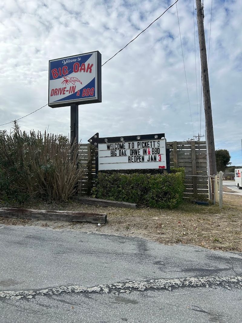 Big Oak Drive-In and Bar-B-Q - Salter Path, North Carolina