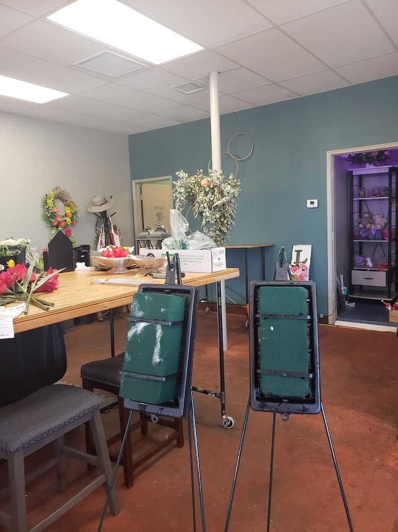 Everyday Amenities Are Surprisingly Complete