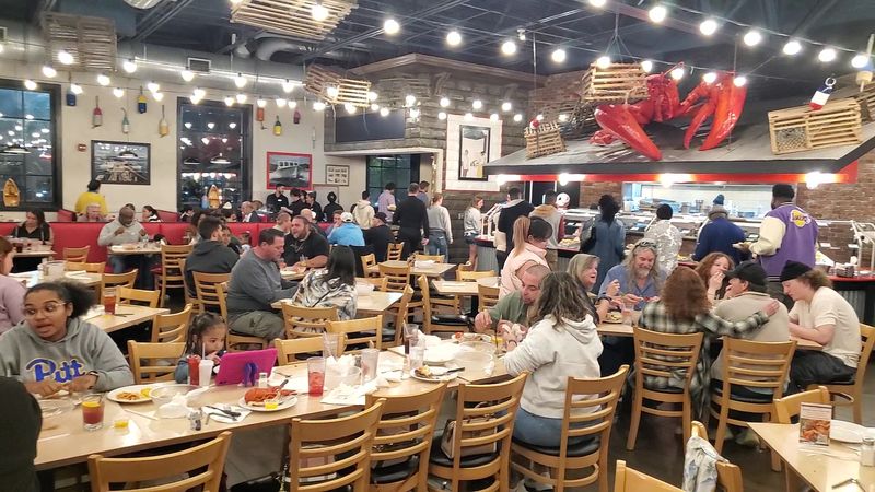 Attentive Servers Who Make the Experience