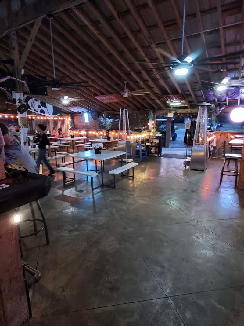 This family-run seafood restaurant draws visitors from across Florida 7 Outdoor Seating With an Ocean Breeze You Won't Forget