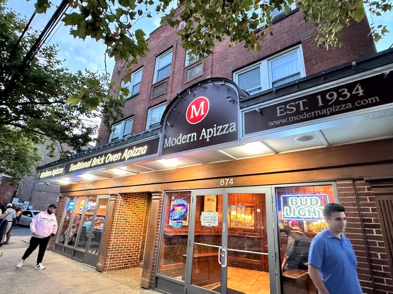 Modern Apizza - New Haven, Connecticut