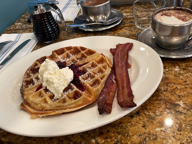 Blue Talon Bistro - Williamsburg, Virginia