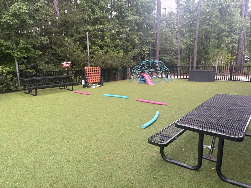 Family-Friendly Atmosphere With a Kids Play Area