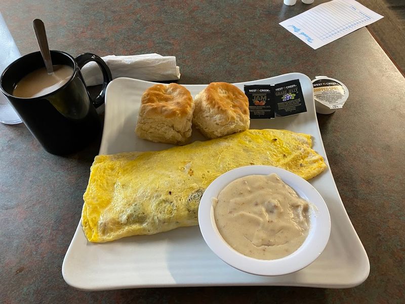 Biscuits and Gravy Worth Rerouting Your Trip For