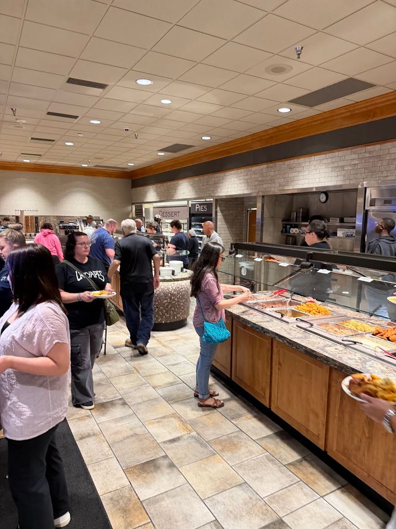 Theme Nights That Keep Every Visit Fresh