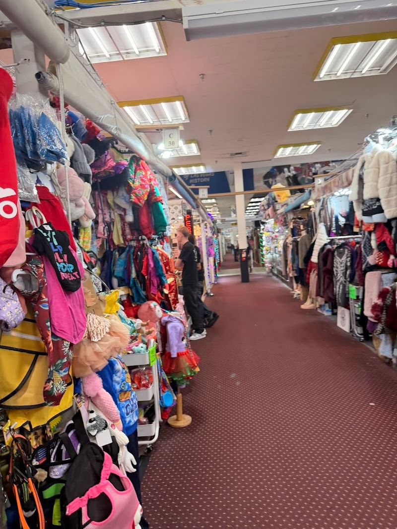 Fantastic Indoor Swap Meet Las Vegas - Las Vegas, Nevada