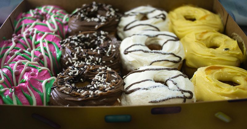 22 Foods People Judge Instantly - Then End Up Finishing Without Saying a Word 20 Donuts