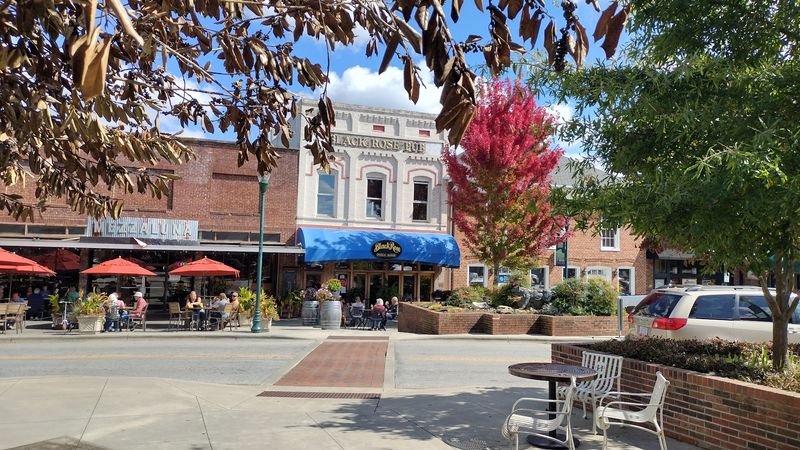 Hendersonville - Hendersonville, North Carolina