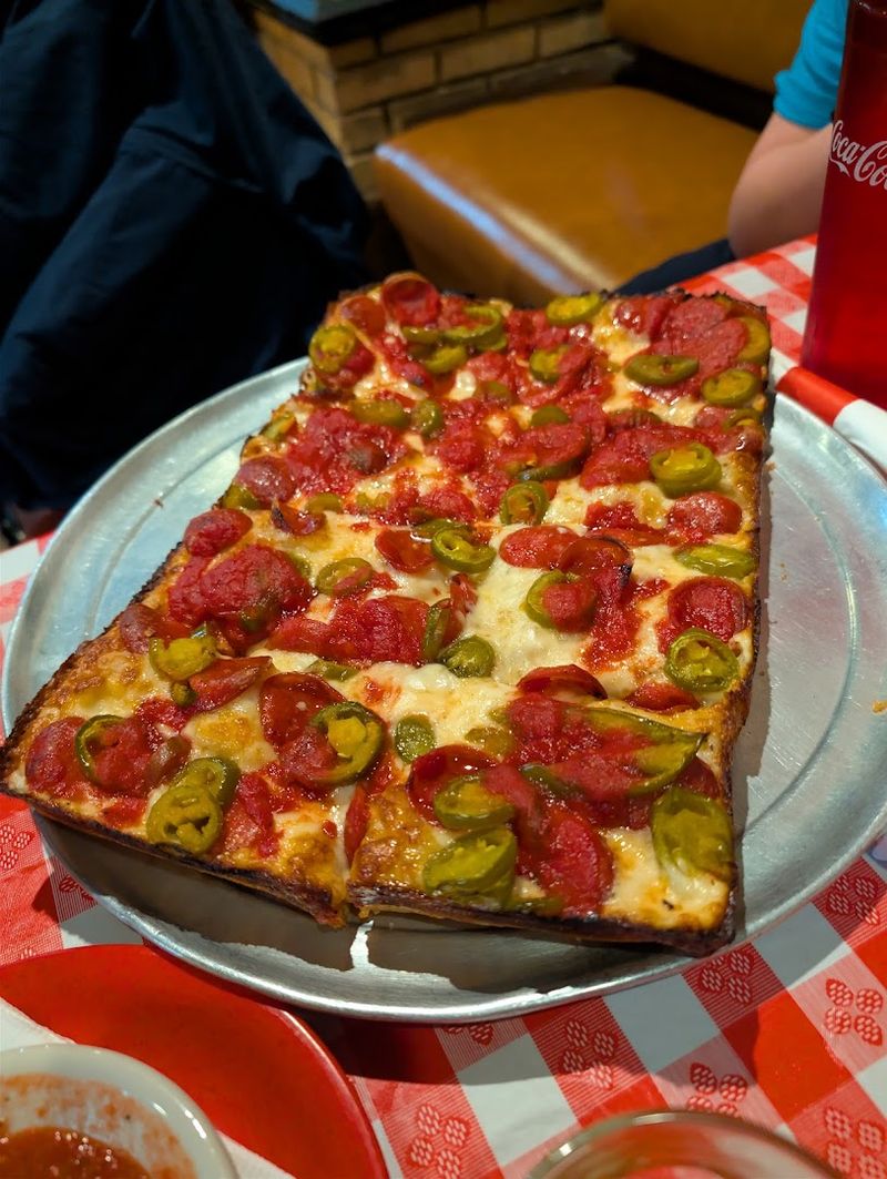 Cloverleaf Bar & Restaurant - Eastpointe, Michigan