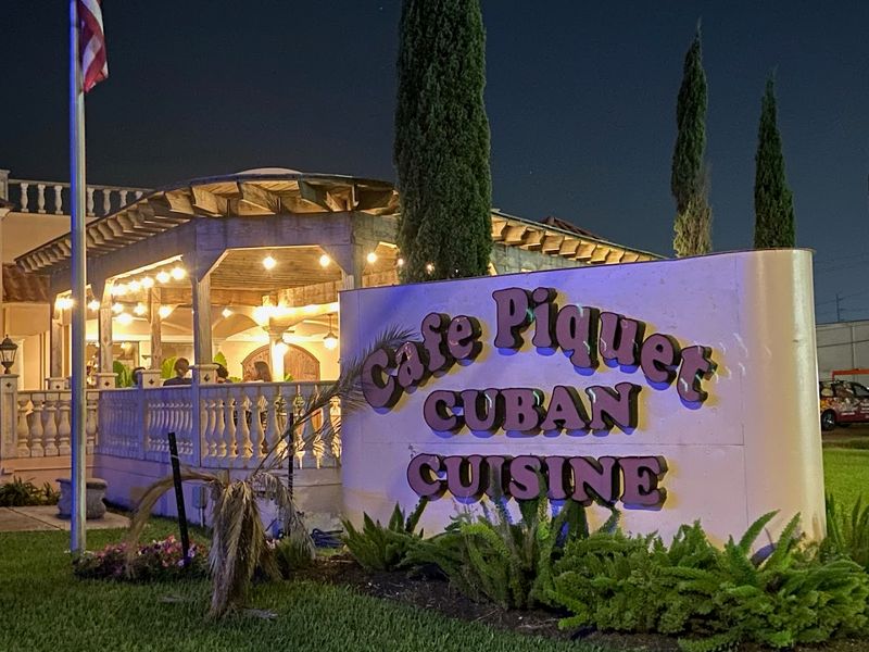 Cafe Piquet - Bellaire, Texas