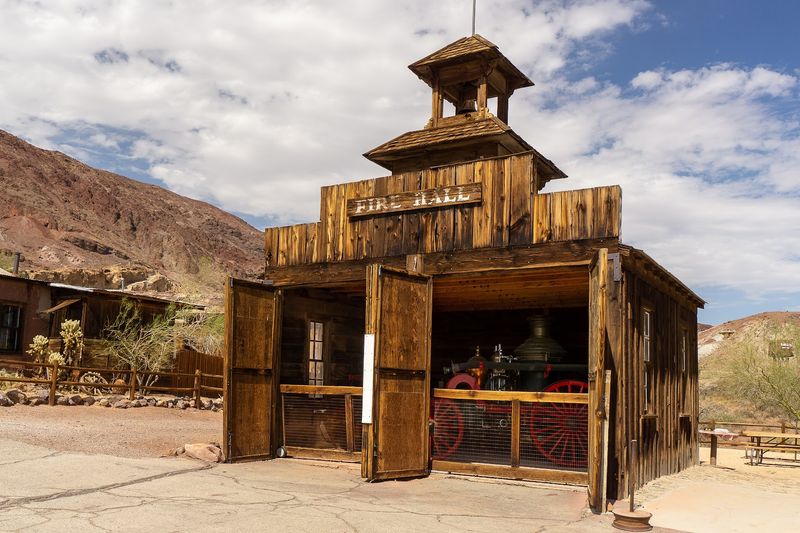 Walter Knott's Role in Saving Calico