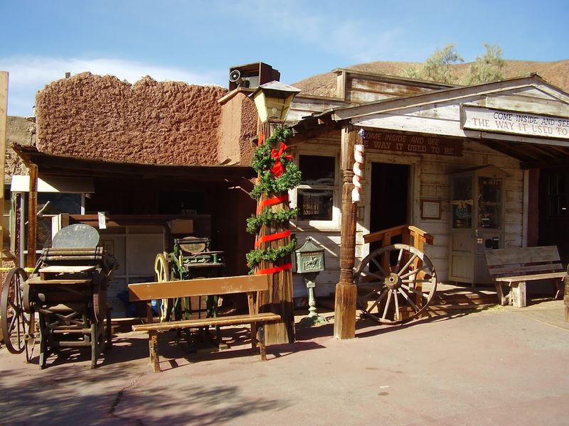 The Calico Print Shop: Old-School Journalism Lives On