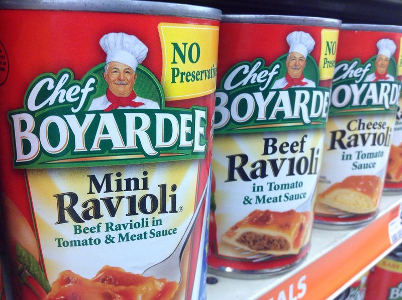 Canned ravioli cups