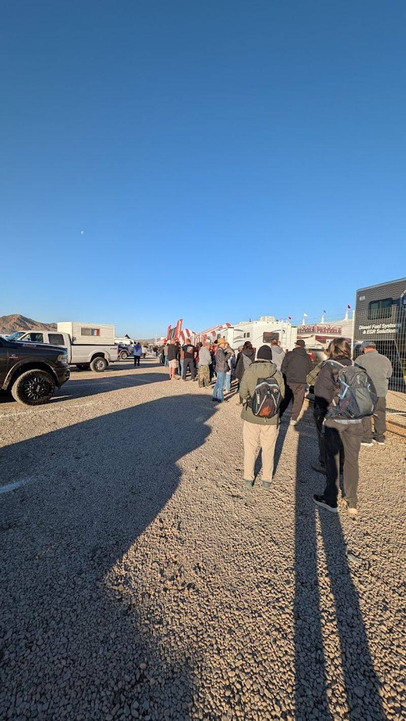 This huge Arizona flea market is known for surprisingly great deals 13 A Gathering Spot for the RV and Nomad Community