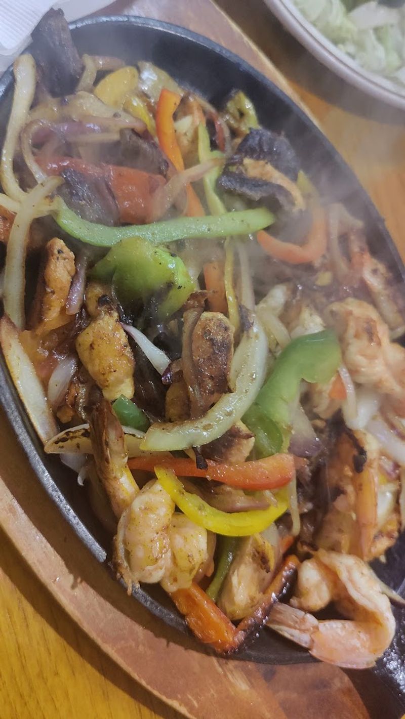 The Mixed Grill That Brings People Back Again and Again