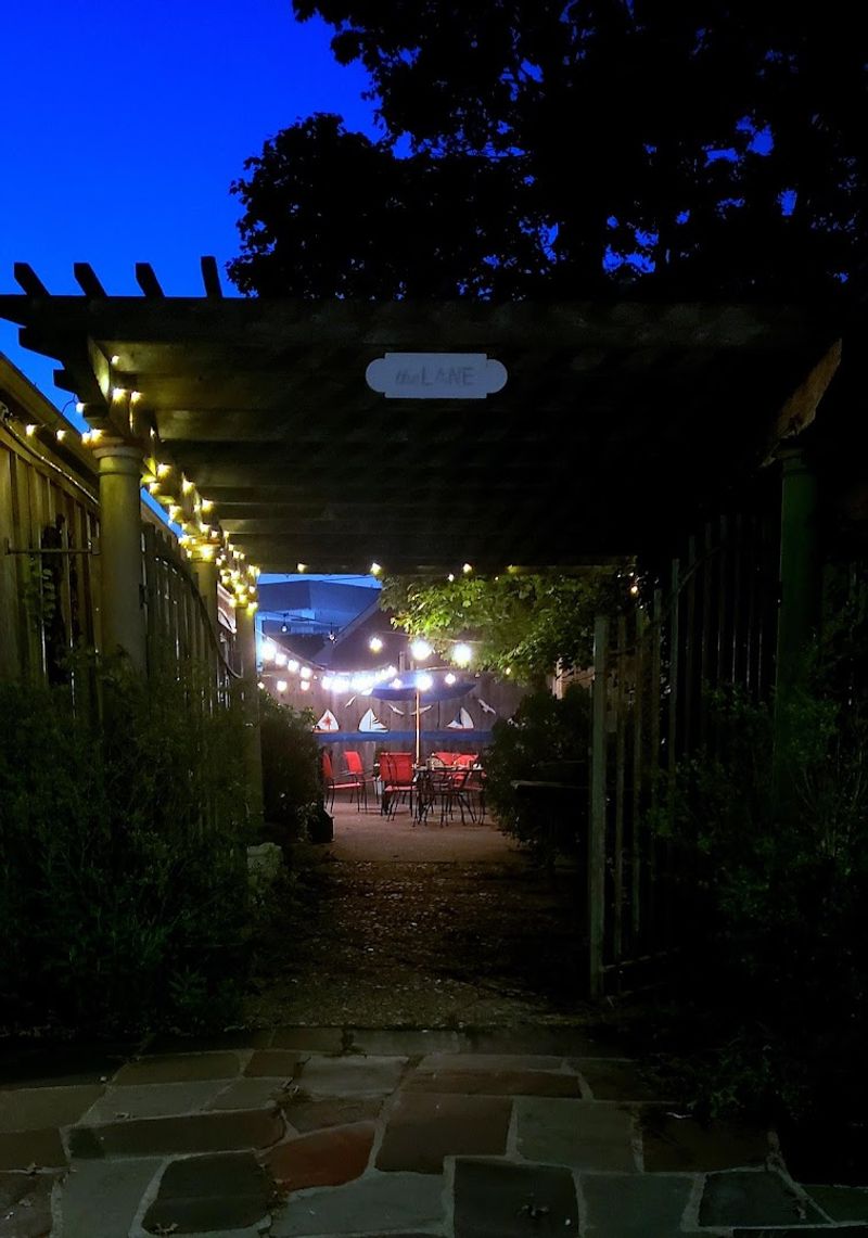 Quiet Dining and Farm-Fresh Flavors