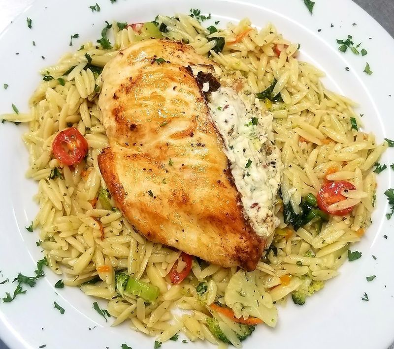 Chicken Dishes That Quietly Steal the Show