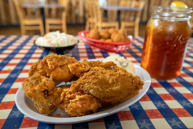 This Unassuming Tennessee Restaurant Serves Frog Legs That Taste Amazing 12 Apple Cobbler With Ice Cream for the Win