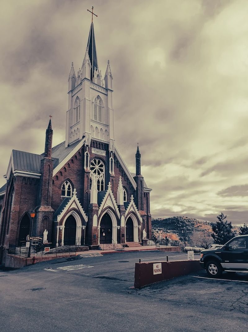 Victorian Architecture and a Stroll Through the Past