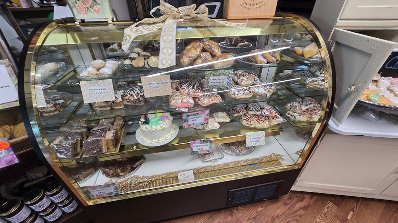 Cakes, Loaves, And Moist Southern Sweets