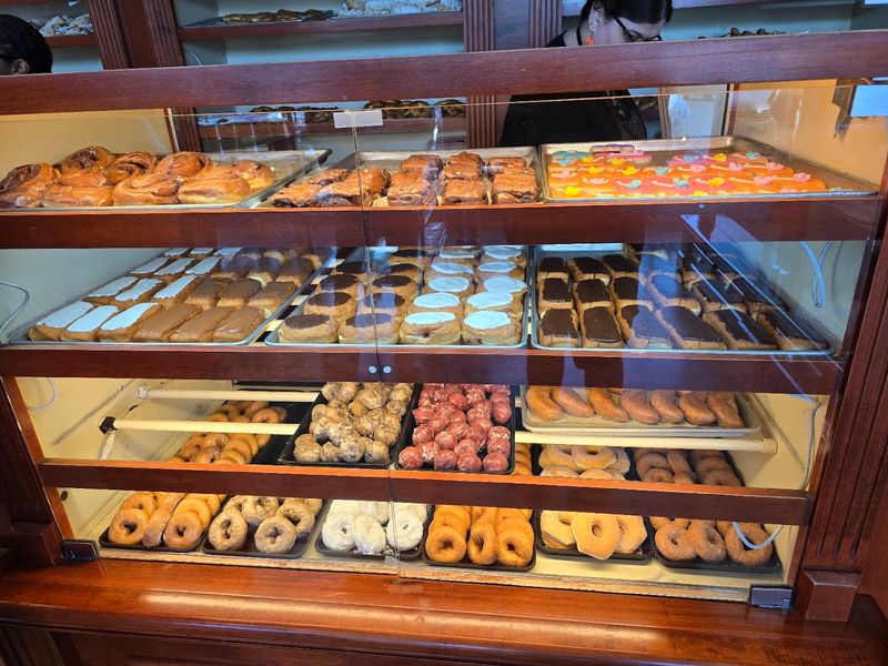 Why Resch's Bakery Keeps Earning Five-Star Reviews