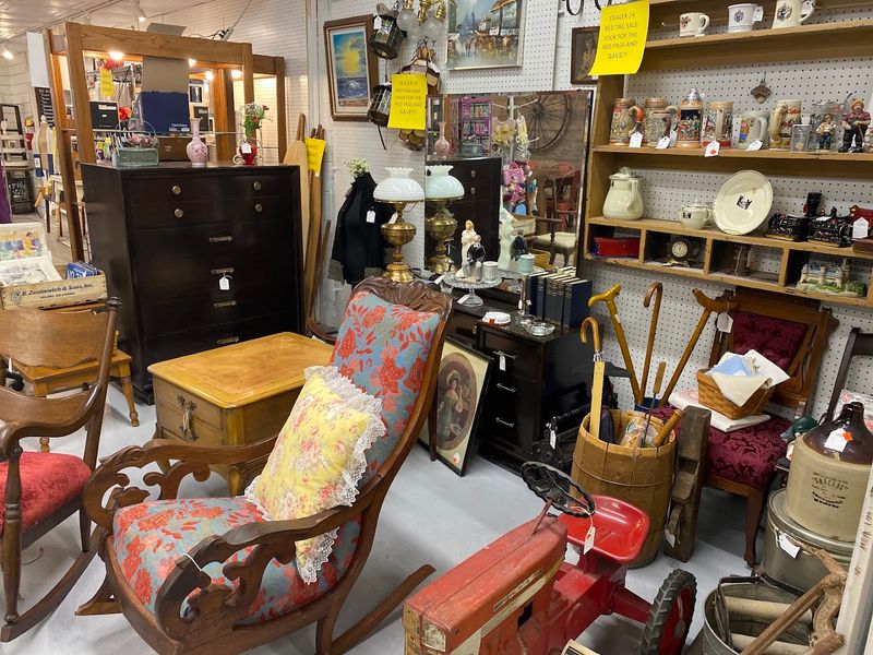 A Step Back in Time With Nostalgic Finds