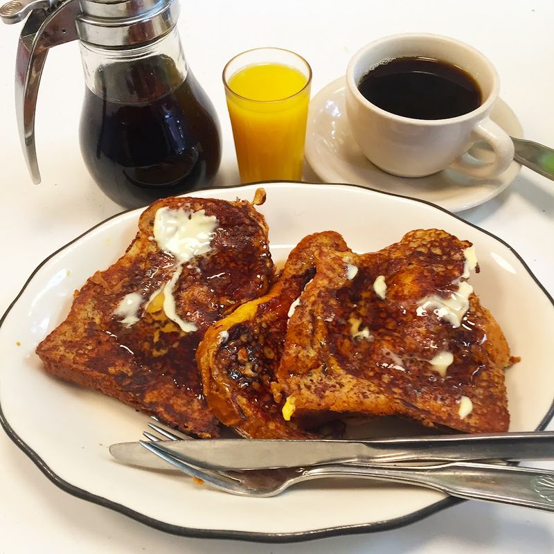 B&H Dairy - New York, New York