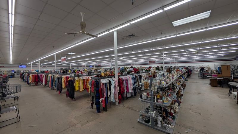A huge thrift store in Florida that seems too good to be real 13 New Merchandise Gets Rolled Out Regularly