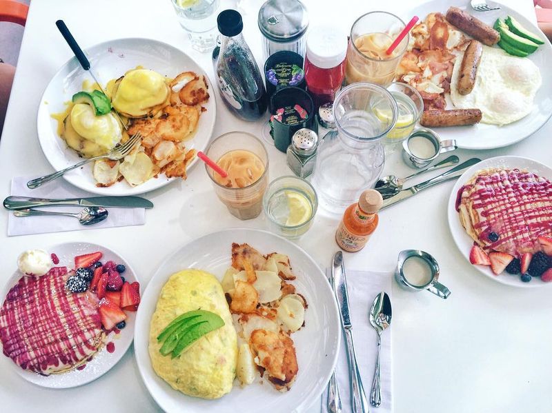 Build-Your-Own Omelet That Hits Every Note