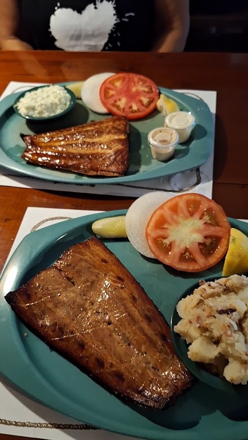 Manhattan Clam Chowder to Start Things Off Right
