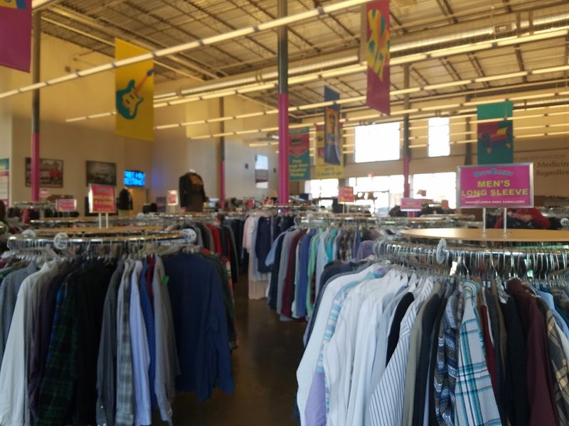 Color-Coded Tag Discounts That Keep Shoppers Coming Back